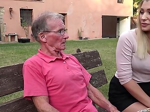 Comme ci hot ass anal fucked by horny grandpa