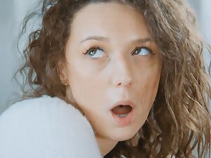 TEENFIDELITY On the up Teen Isabella de Laa Banged Hard