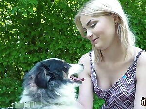 Petite teen blonde takes old man’s bushwa here her untidy pussy hole